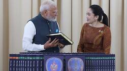 Modi Presented With 80-Volume World Tipitaka Phonetic Recitation By Thai PM