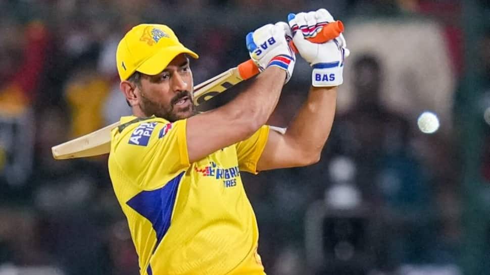 3. MS Dhoni's Batting Position And Approach