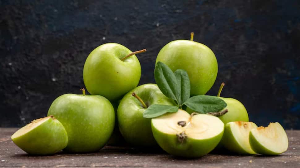 8 Surprising Health Benefits Of Green Apples You Might Be Missing Out On