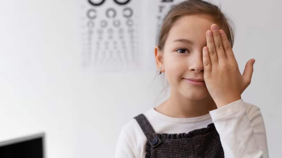 How Reels And Excess Screen Time Are Damaging Kids’ Eyes: Experts Warn Of ‘Reel Vision Syndrome’ | Health News