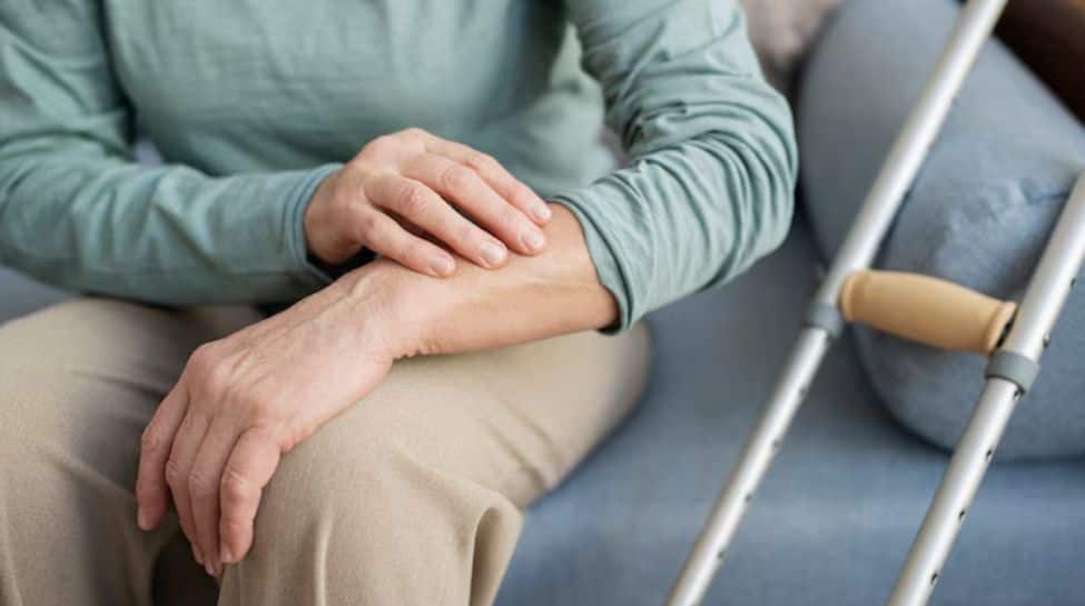 7 Early Signs Of Parkinson’s Disease You Shouldn’t Ignore