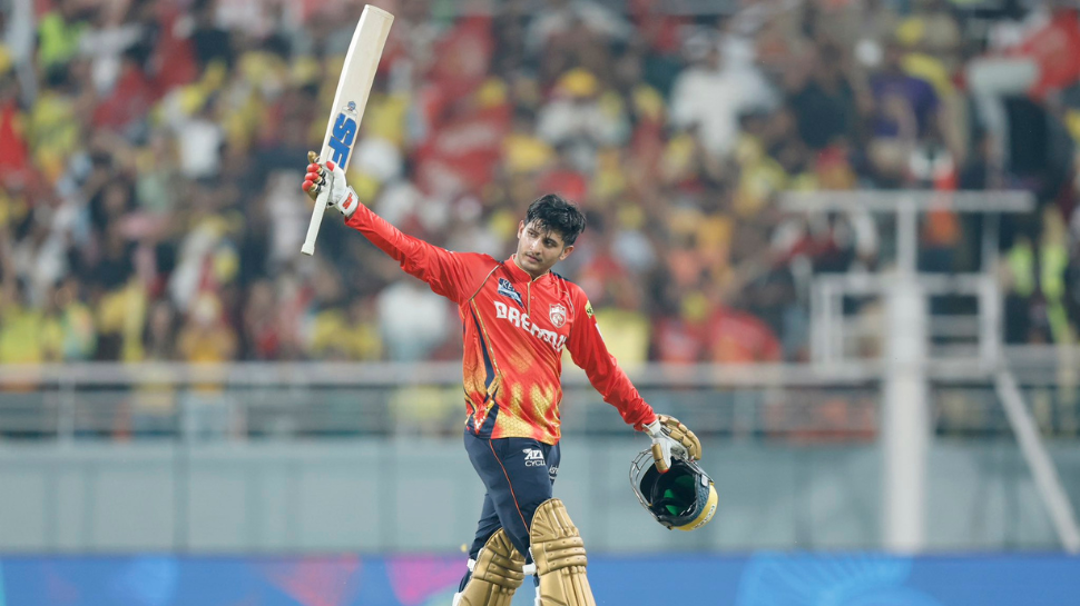 Priyansh Arya – 6 Sixes