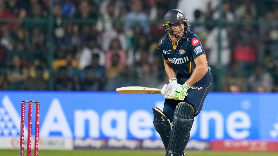 Jos Buttler (GT) – 218 Runs