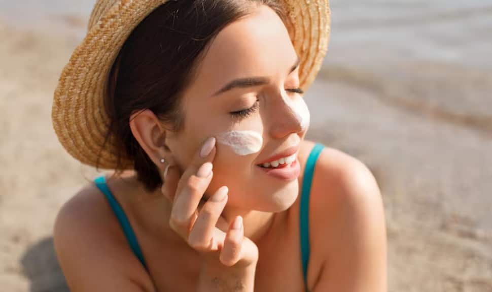 Glow Without the Grease: 4 Best SPF 50 Sunscreens for Bright & Protected Skin Glow Without the Grease: 4 Best SPF 50 Sunscreens for Bright & Protected Skin