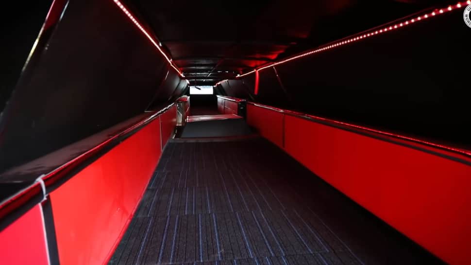Passengers' cabin