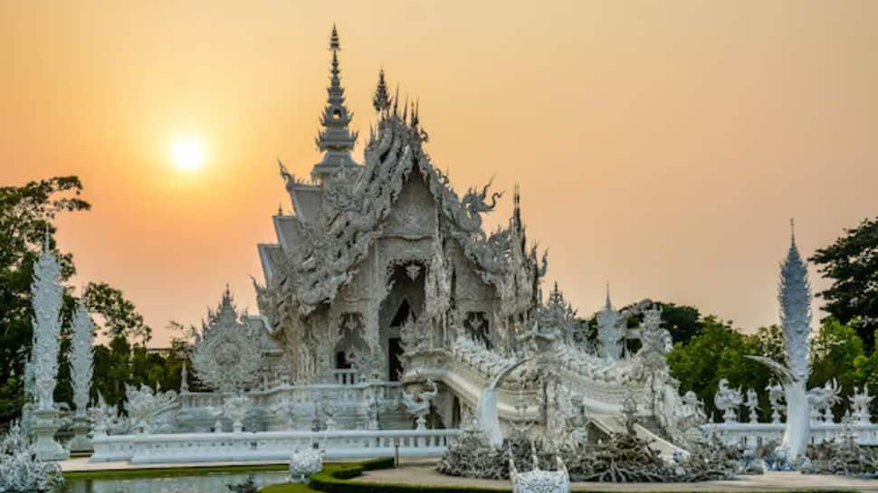 Wat Rong Khun (White Temple) – Thailand