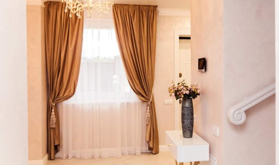 Transform your Doorways with these Elegant &amp; Functional Door Curtains 