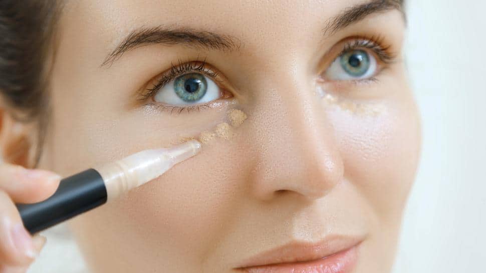 Flawless Skin in a Tube: Choosing the Right Concealer for You Flawless Skin in a Tube: Choosing the Right Concealer for You