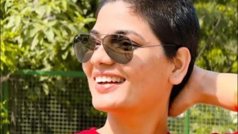Neha Rathod Who Is Neha Singh Rathore? Bhojpuri Singer Booked For Alleged Seditious ...