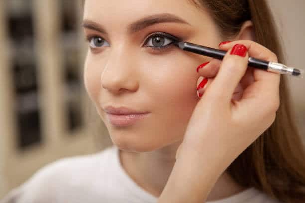 Kajal Essentials: The Ultimate Guide to Bold, Defined Eyes Kajal Essentials: The Ultimate Guide to Bold, Defined Eyes