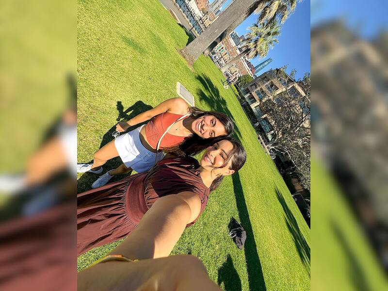 7. Half-Up, Half-Down Hair: The Hairstyle Everyone Wants Now