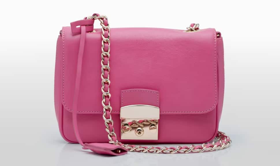 Elegant and Affordable Sling Bags for Everyday Outfits on Flipkart