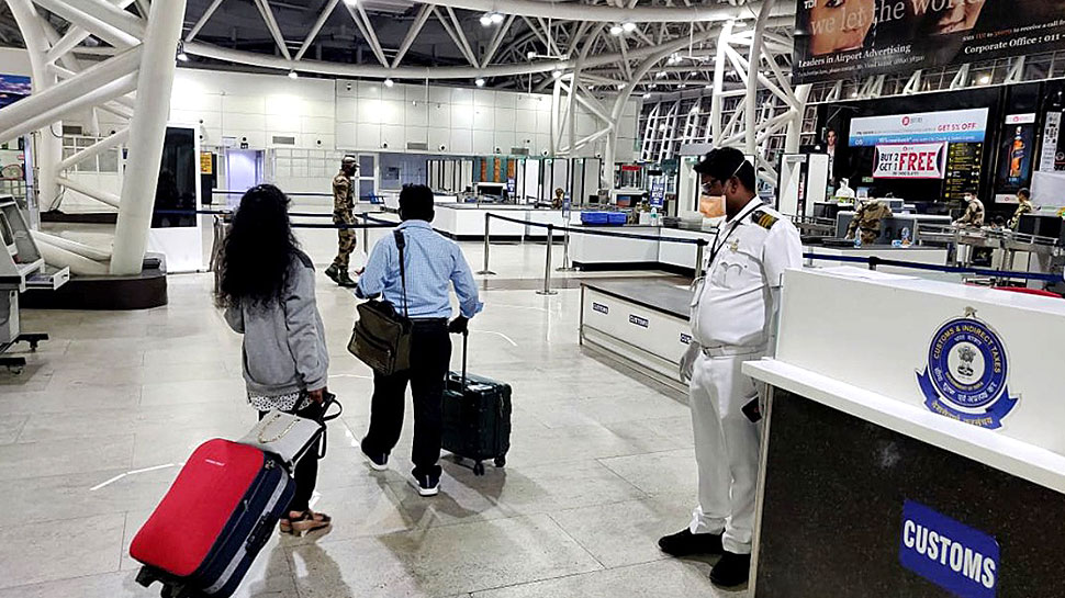 Complimentary Airport Lounge Access 2025: List Of Credit Cards