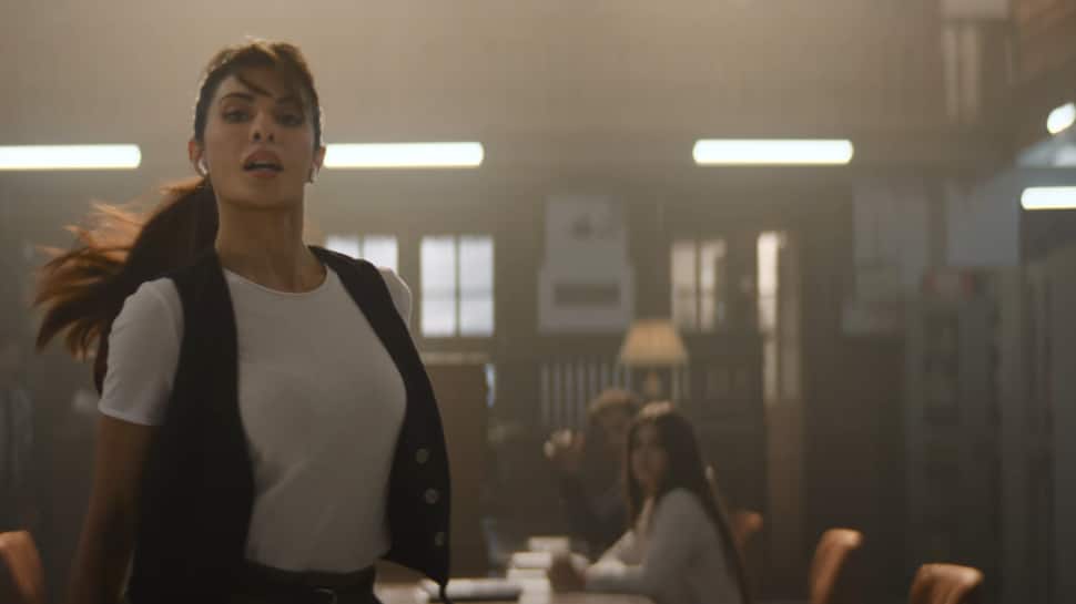 Jacqueline Fernandez Dominates The Spotlight With Hai Junoon Trailer - WATCH