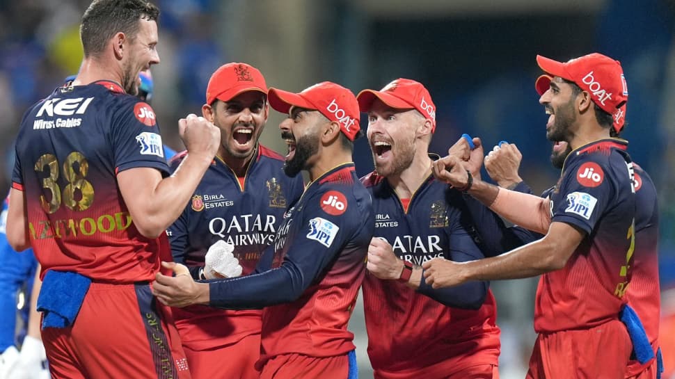 रॉयल चैलेंजर्स बेंगलुरु (10 मैच, 14 अंक, NRR: +0.521) - 3rd