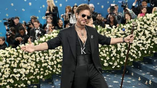 Shah Rukh Khan Makes Iconic Met Gala Debut In Black Sabyasachi Suit With 'King' Necklace & Tiger Sceptre