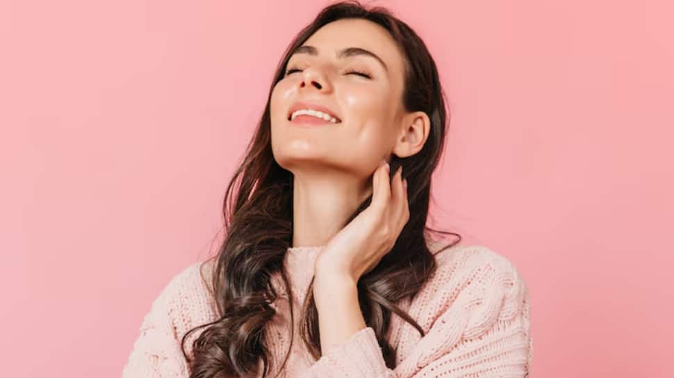 Niacinamide For Glowing Pores and skin: Why This Vitamin B3 Powerhouse Deserves A Spot In Your Routine Niacinamide For Glowing Pores and skin: Why This Vitamin B3 Powerhouse Deserves A Spot In Your Routine