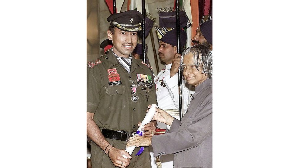 Ltcol Ramesh Rathore Family MS Dhoni To Sachin Tendulkar: Top Indian Sportspersons Who Served Armed ...