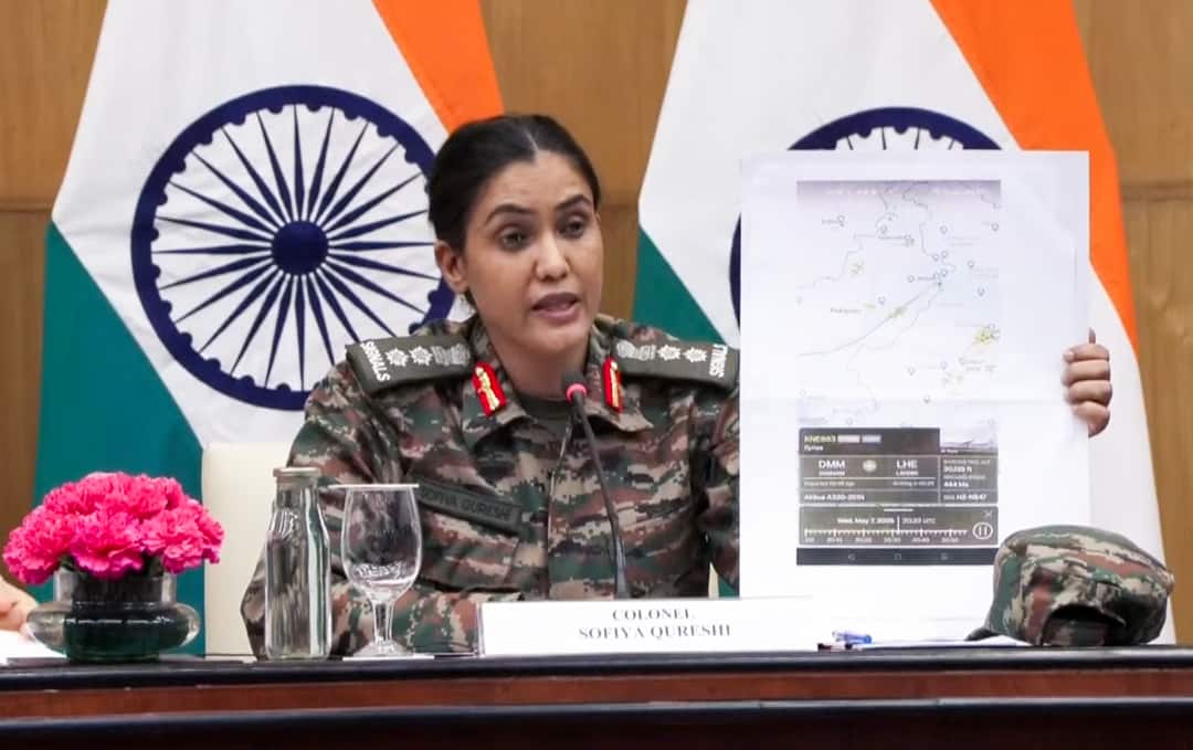 India retaliates against Pakistan after cross-border attacks; tensions escalate