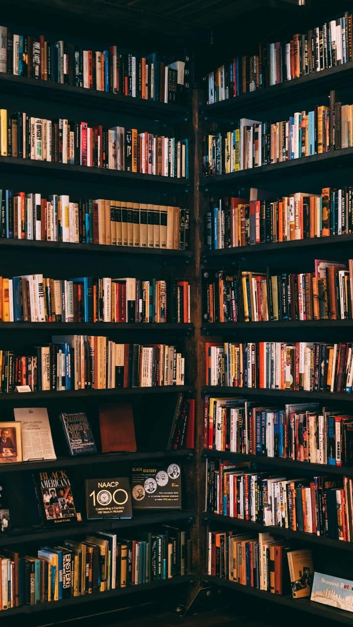 10 Books Every Person Should Read To Boost Self-Confidence 