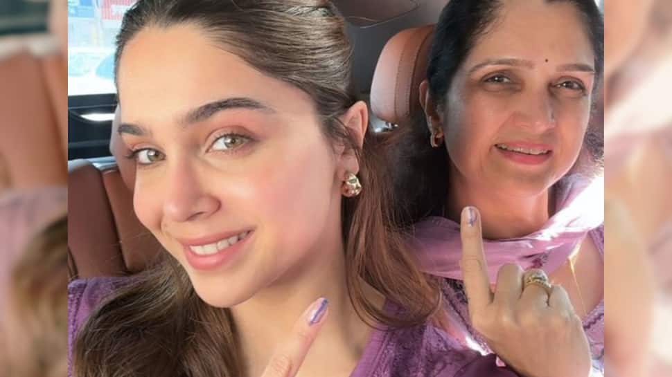 Sharvari Wagh & Namrata Wagh