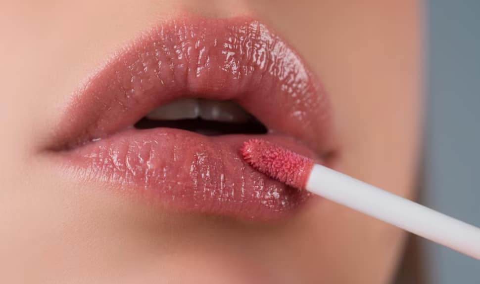 Gloss Goals: 4 Must-Have Lip Glosses for a Radiant Pout
