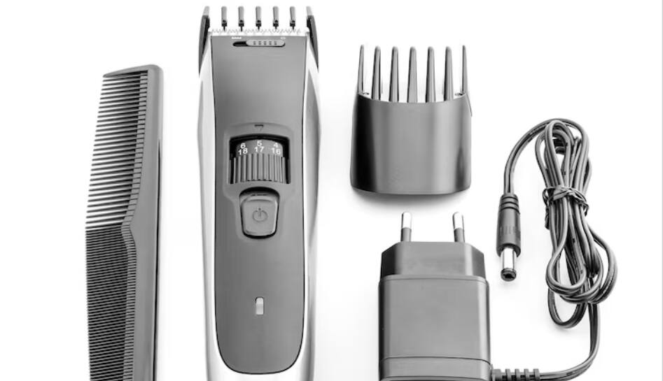 Trim Like a Pro: Best Full Body Grooming Kits for Men on Myntra Trim Like a Pro: Best Full Body Grooming Kits for Men on Myntra
