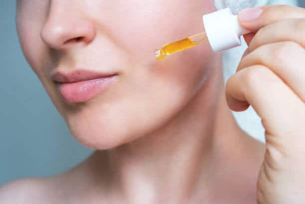 Best Vitamin C Serums for Brighter Skin: Top Picks for Glowing Complexion