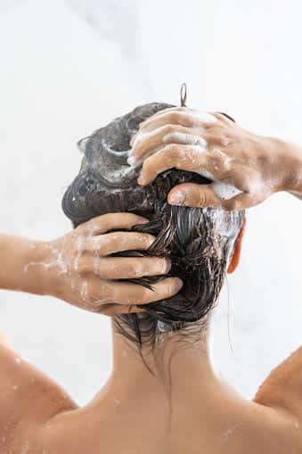 Cleanse, Nourish, Shine: Shampoo That Works Wonders