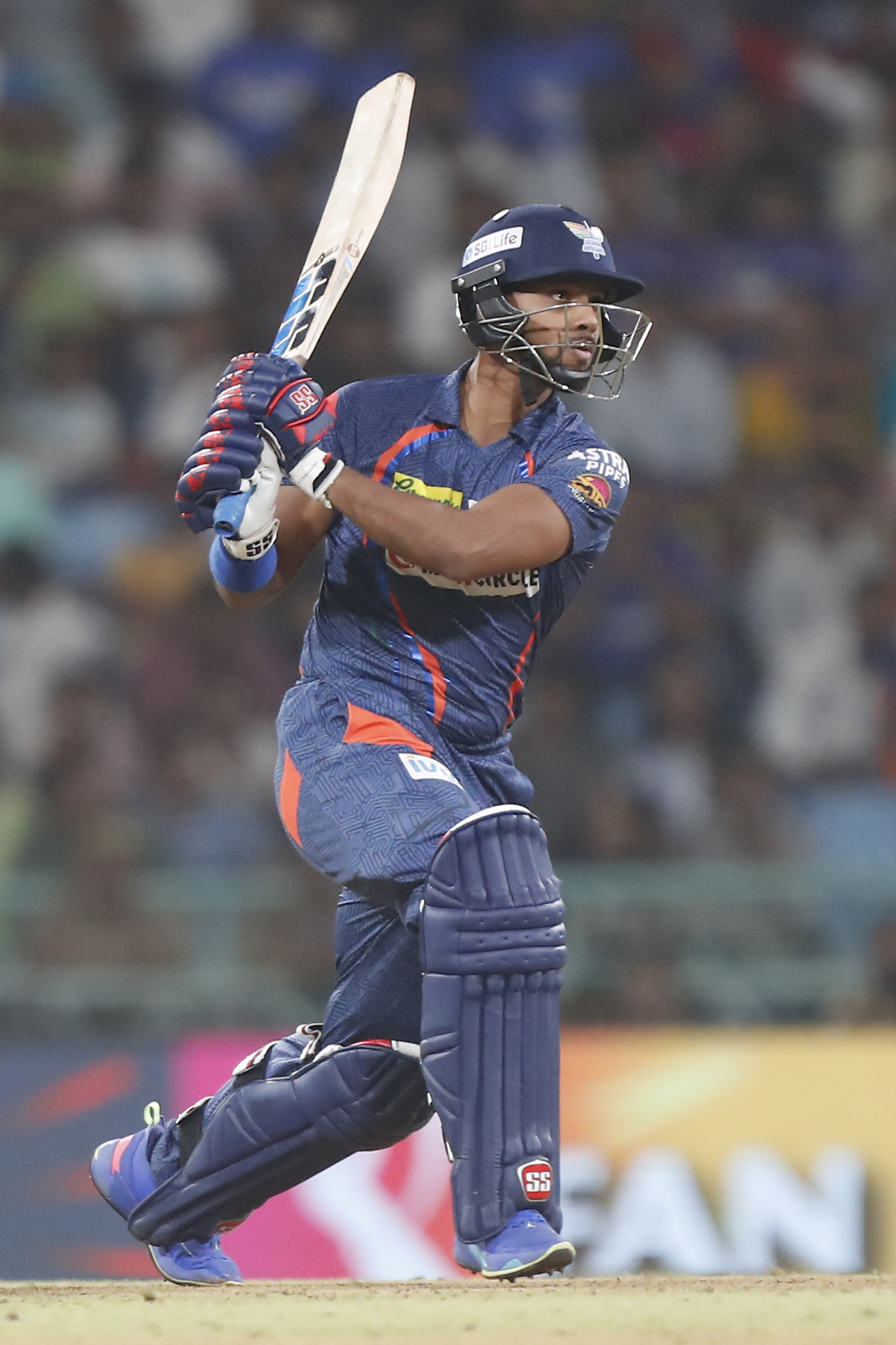 9. Nicholas Pooran's Strike Rate Blitz Electrifies the Middle Order