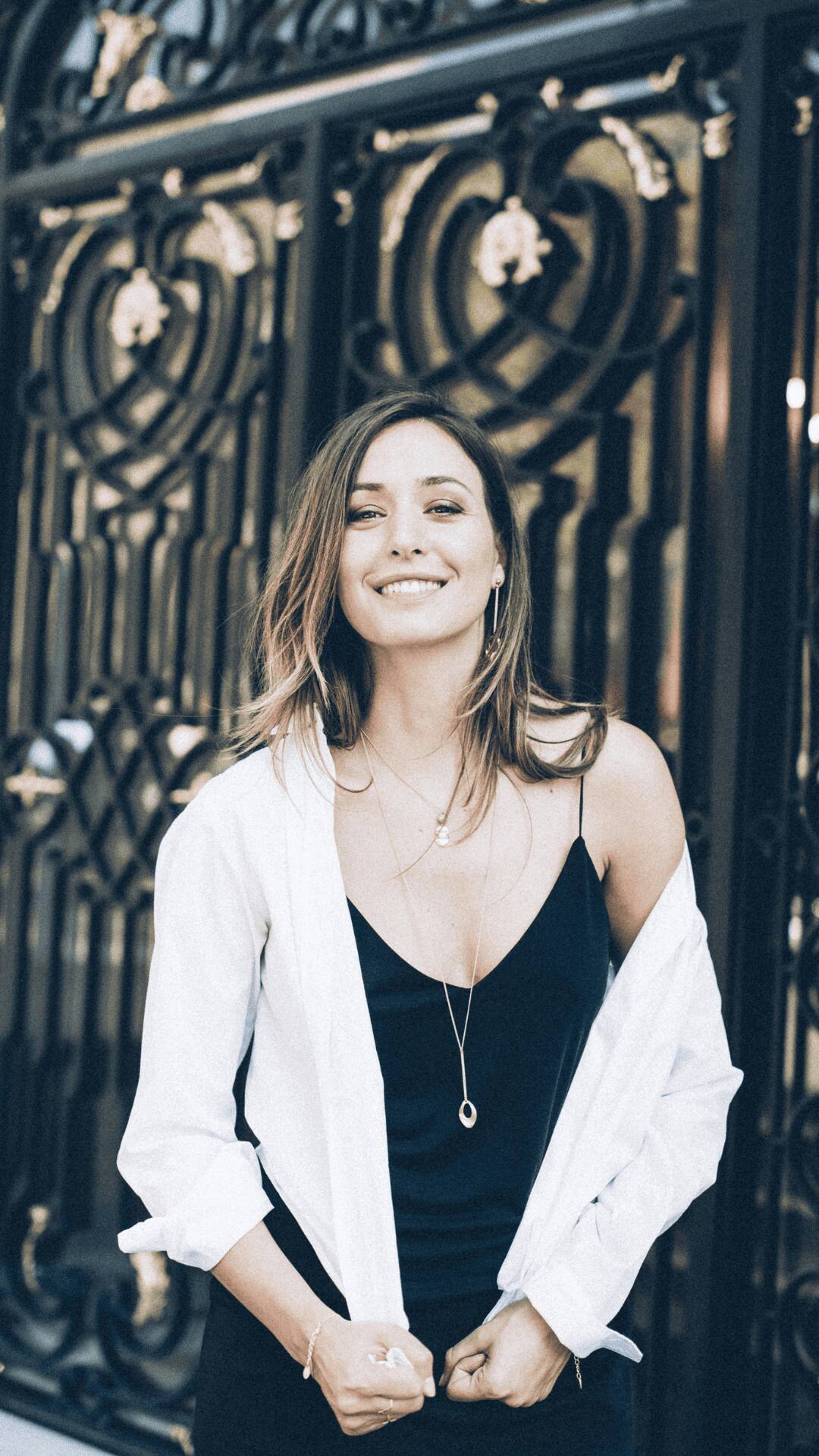 7 Stunning Women's Dresses to Elevate Your Style!