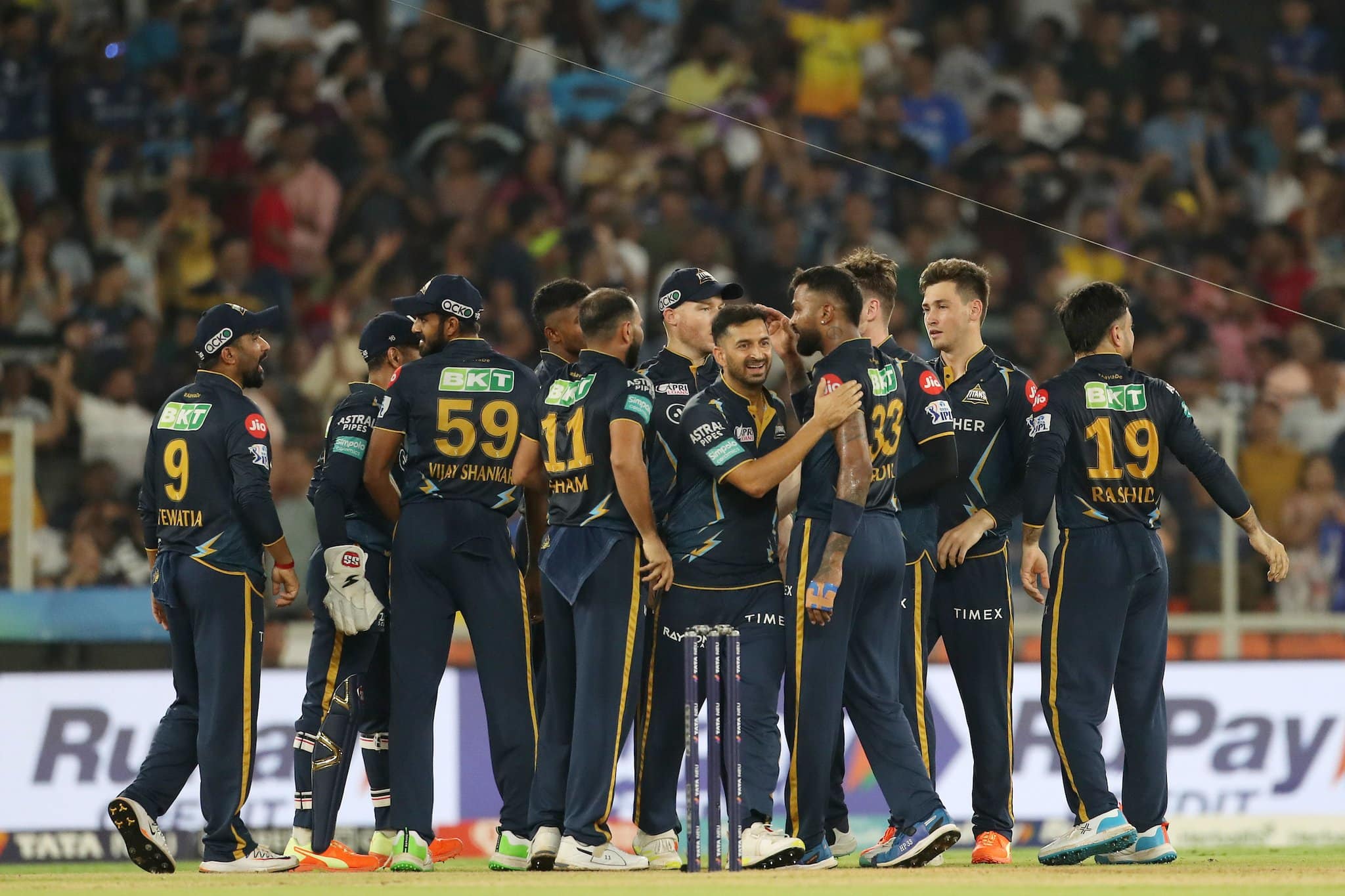IPL 2025 Updated Schedule Of RCB, MI, PBKS, GT, LSG, DC,KKR,SRH,RR & CSK - In Pics | News Rehmat Boutique 4. Gujarat Titans Eye Top Finish with Key Fixtures Against DC, LSG & CSK