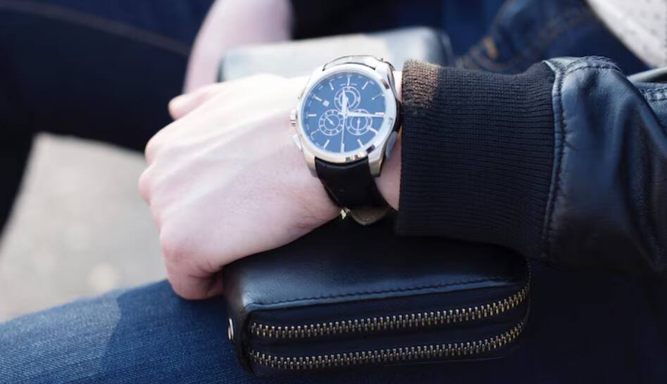 Dial Up Your Summer Style: The Best Watches for Men on Myntra