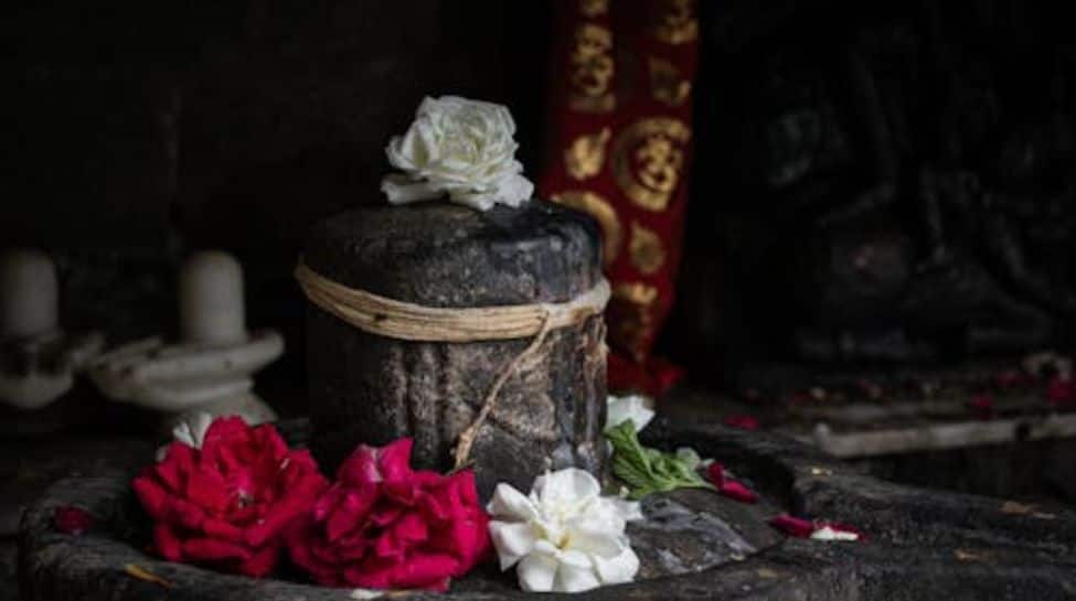 Planning To Visit All 12 Jyotirlingas? First Of 12 Jyotirlinga Is Not Varanasi; It's Somnath