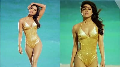  Priyanka Chopra in Dostana (2008)