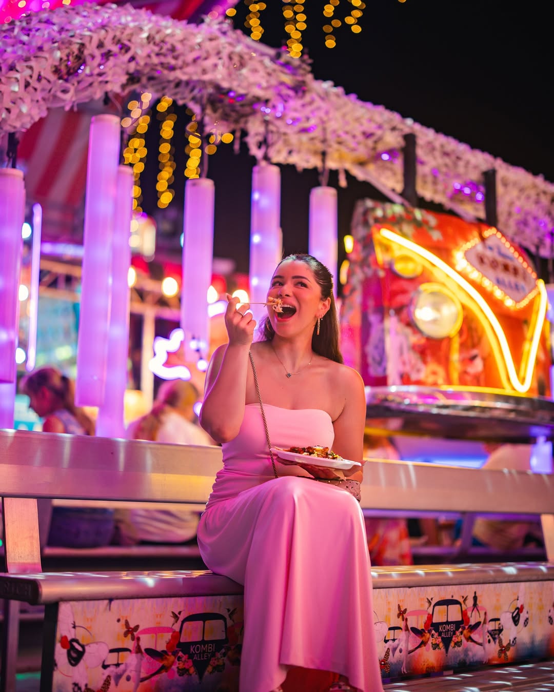 3. Sunset Views and Skyline Vibes: Sara’s Scenic Snap Goes Viral