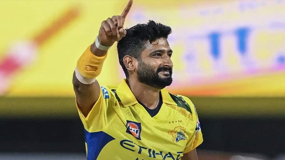 Khaleel Ahmed (CSK) - 119 Dot Balls