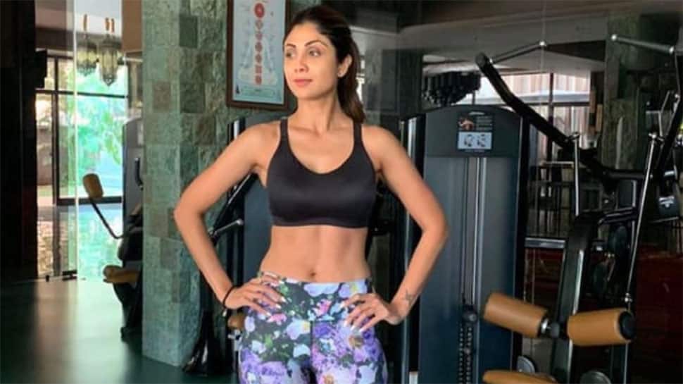 Shilpa Shetty's Calorie Burning Workout: Watch Her Ball Drop Challenge
