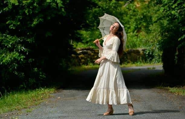  Style Guide: 4 Must-Have Fit &amp; Flare Dresses for Every Occasion