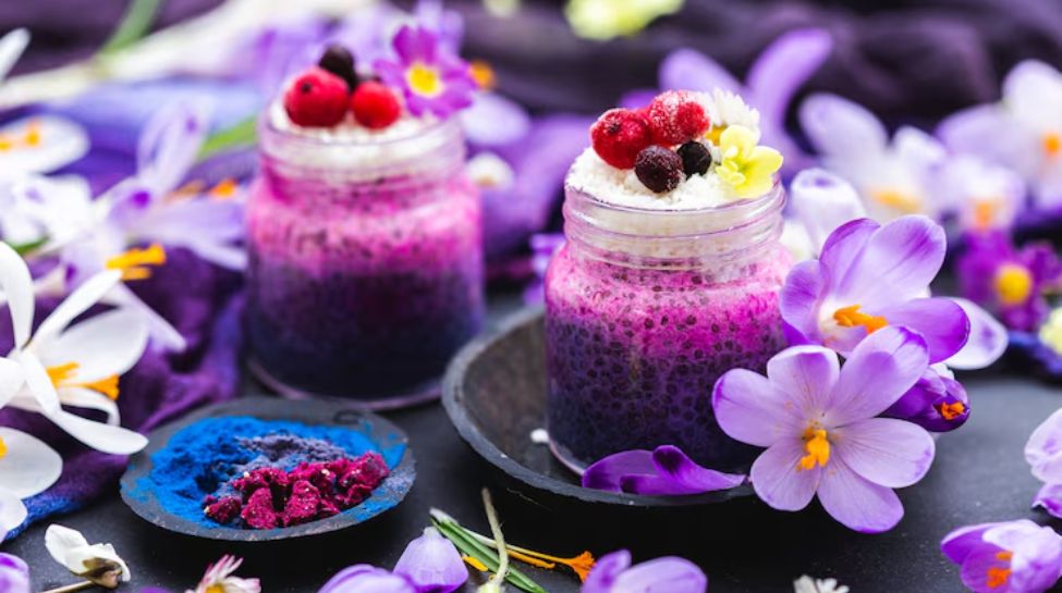 10 Edible Flowers That Taste As Good As They Look