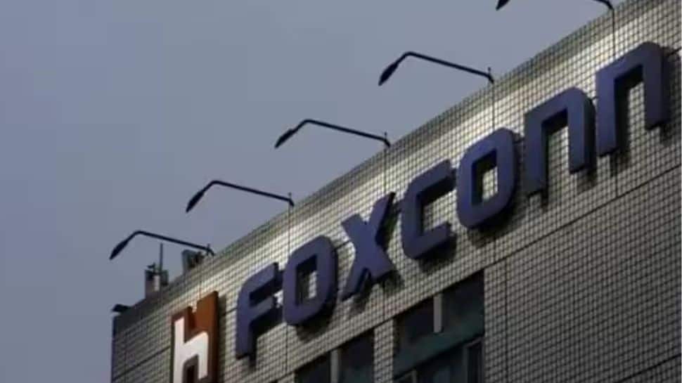 Foxconn은 인도에서의 사업에 15 억 달러를 투자 할 것입니다.