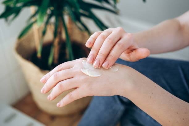 Best Hand Creams Under ₹500 for Soft, Nourished Hands