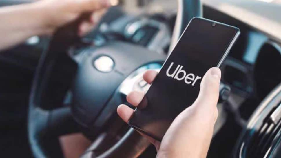 Uber Faces Heat Over 'Advance Tip' Feature, Govt Steps In Uber Faces Heat Over 'Advance Tip' Feature, Govt Steps In