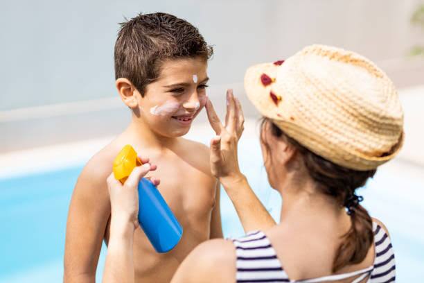Top 4 Budget-Friendly SPF 50 Sunscreens That Actually Work Top 4 Budget-Friendly SPF 50 Sunscreens That Actually Work