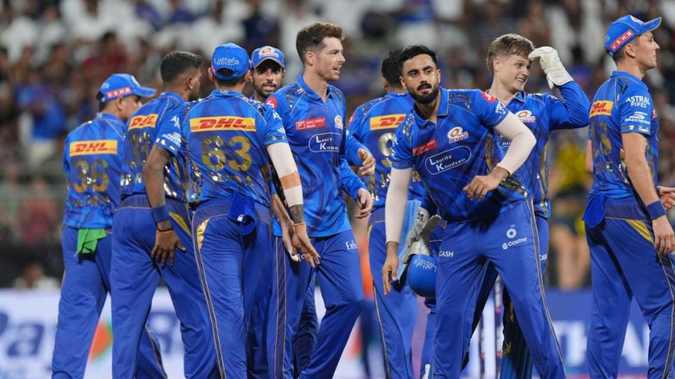 Mumbai Indians (MI)