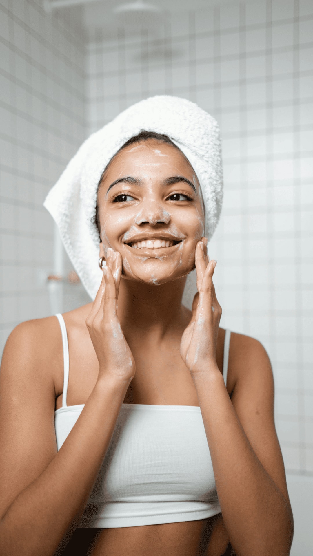 7 Gentle Face Washes That Cleanse Without Drying Your Skin