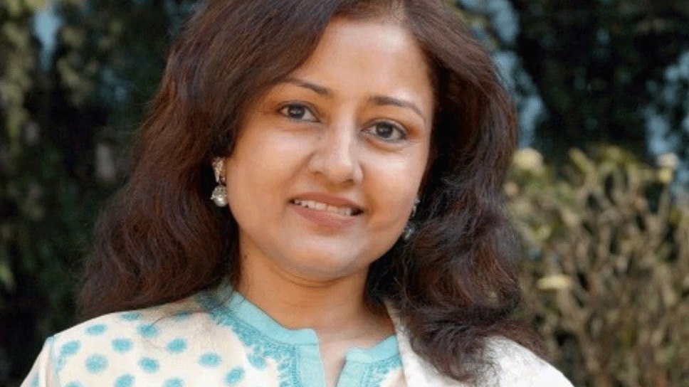 Leena Tewari Education