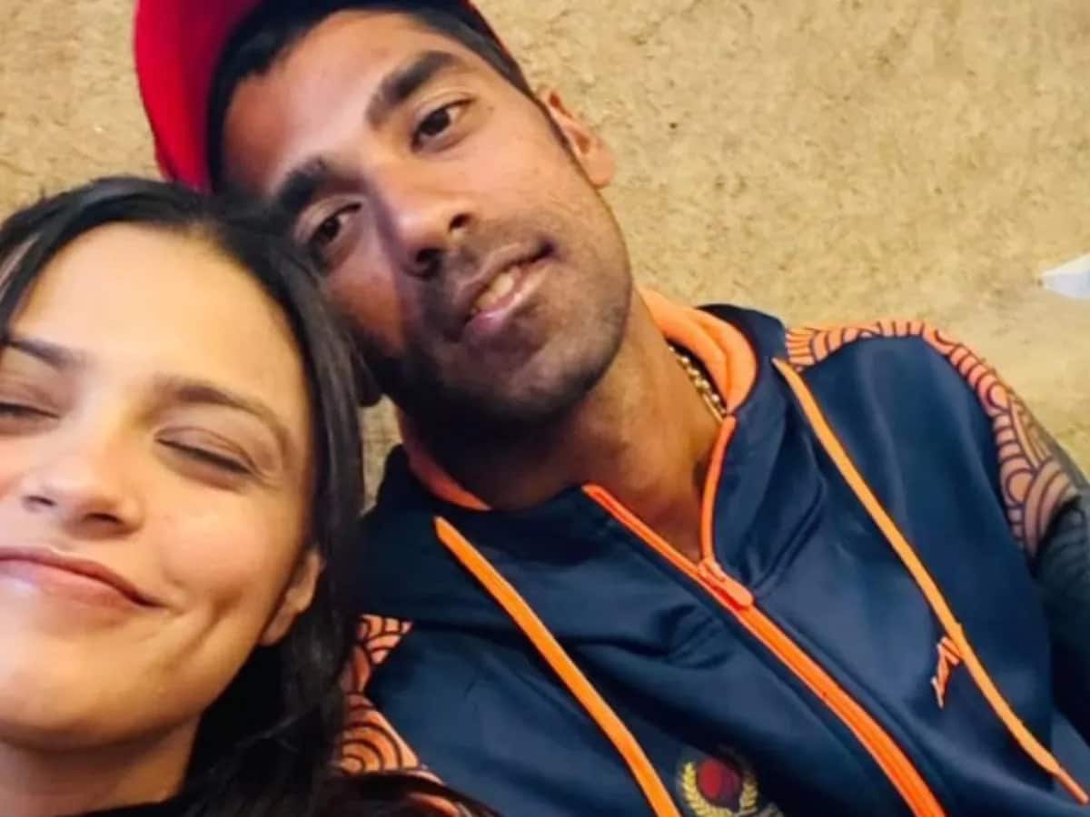 2. The Couple First Met at a Private Gathering, Say Reports