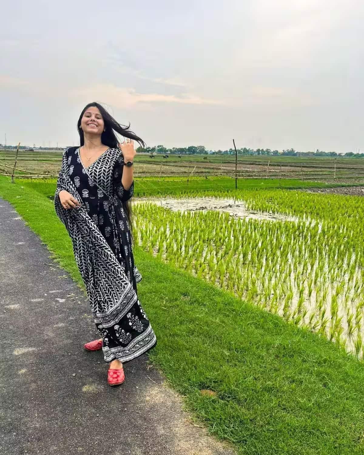 10. Political Future Bright as Priya Balances Marriage and Parliament
