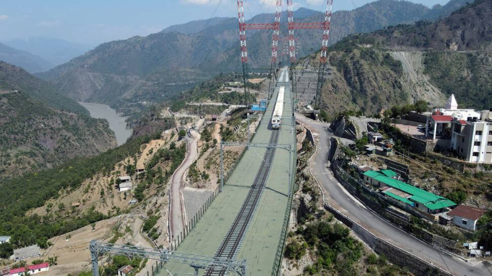THIS Is Worlds Highest Railway Bridge; Not In Japan, China Or